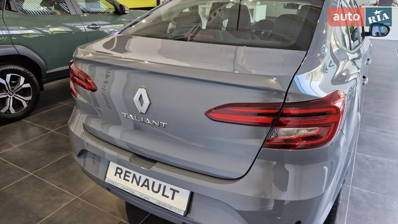 Renault-8