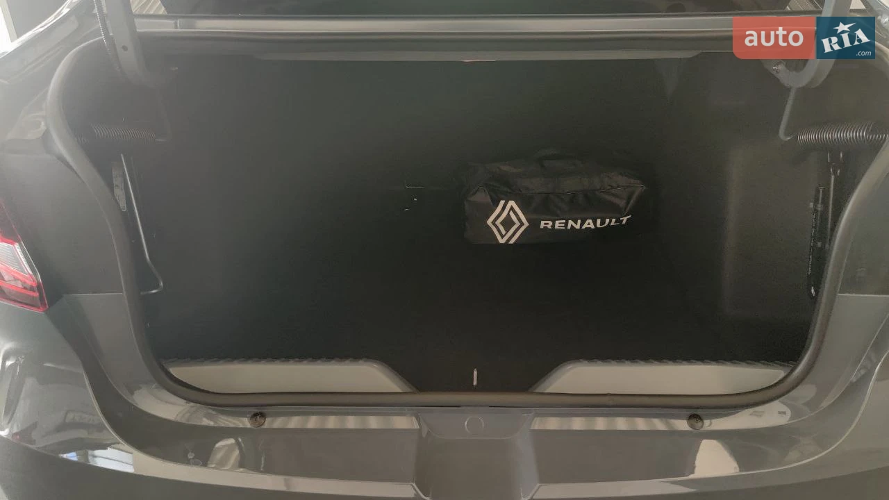 Renault-0