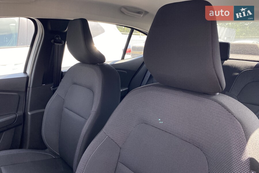 Renault Taliant - фото 23