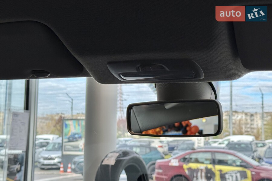 Renault Taliant - фото 11