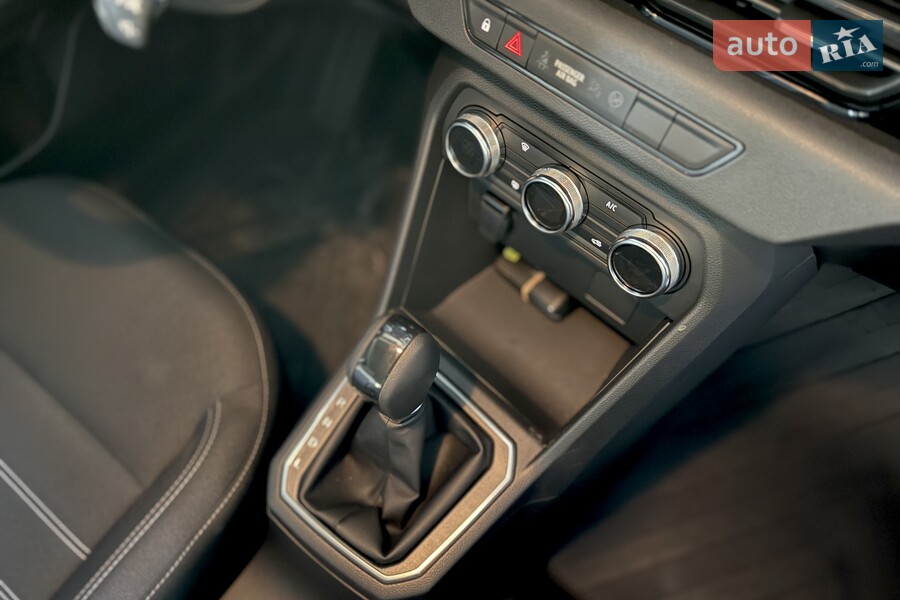 Renault Taliant - фото 16