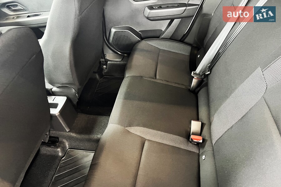 Renault Taliant - фото 16