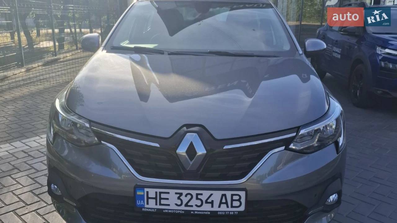 Renault-0