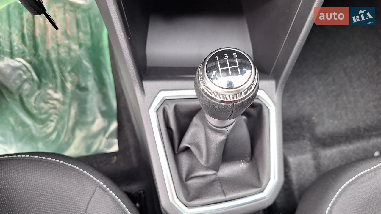 Renault-9