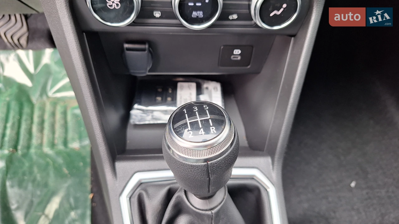 Renault-27
