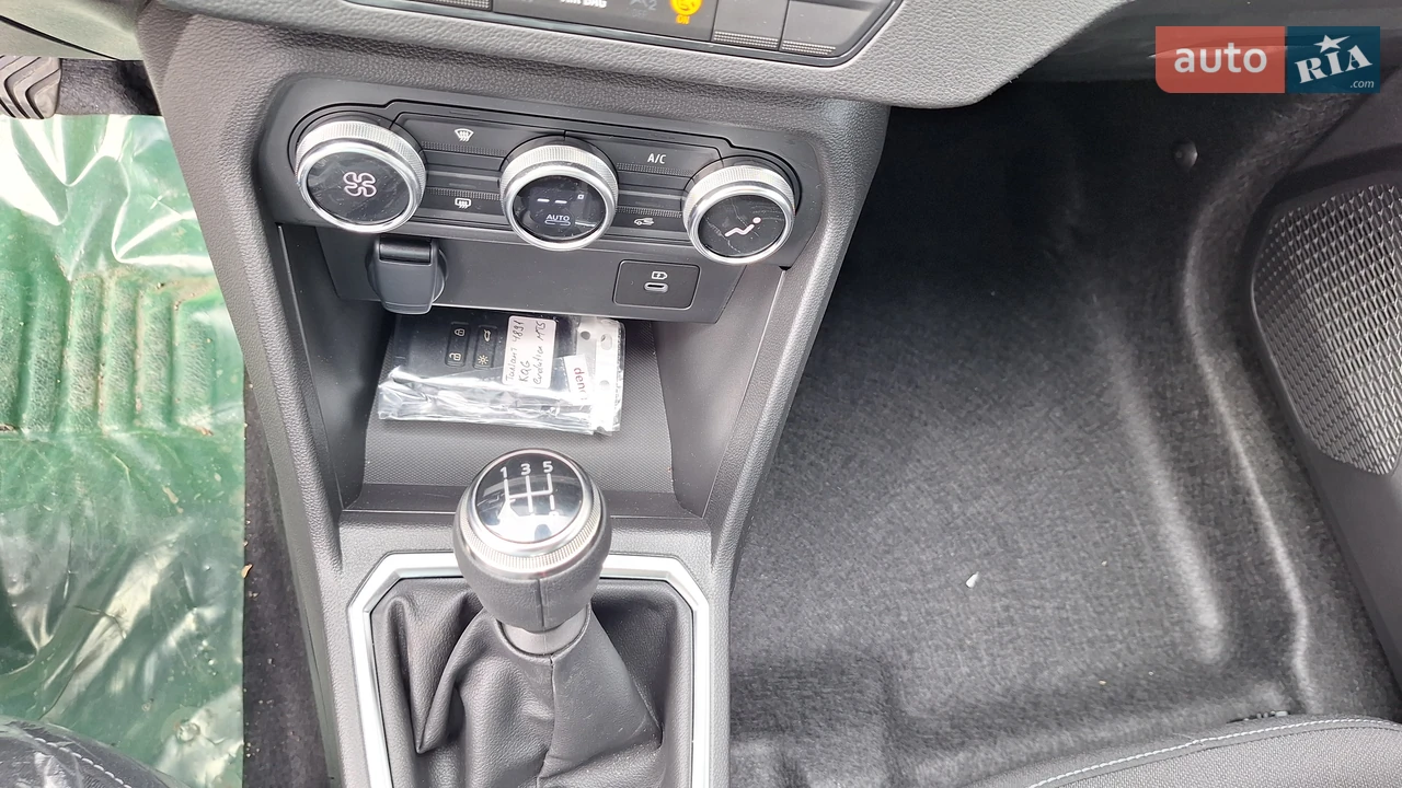 Renault-6