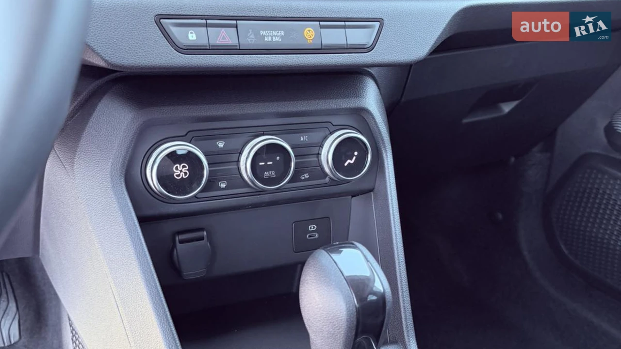 Renault-6