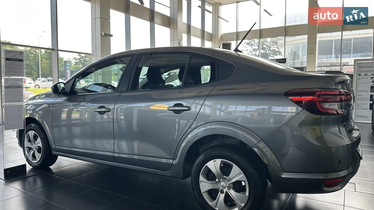 Renault-9