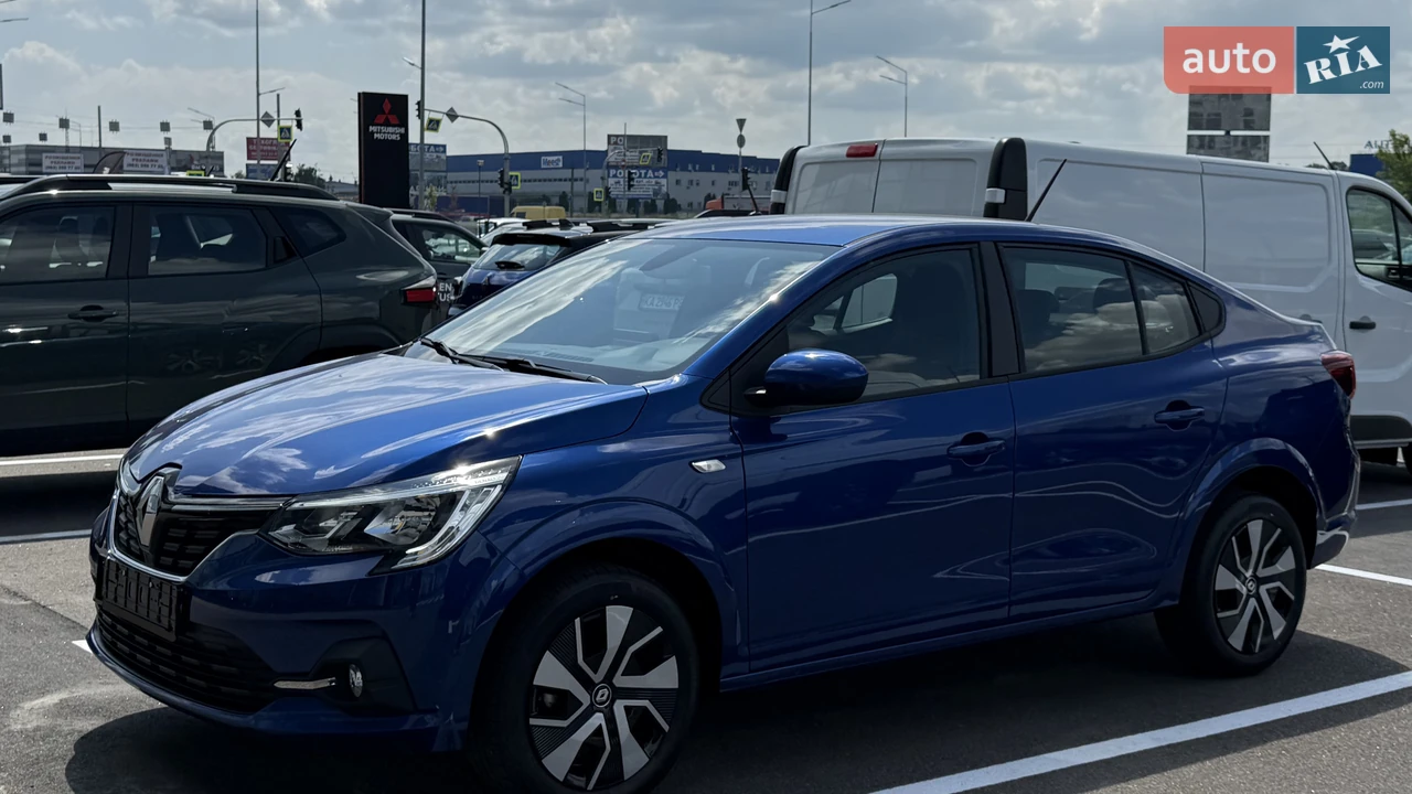 Renault-15
