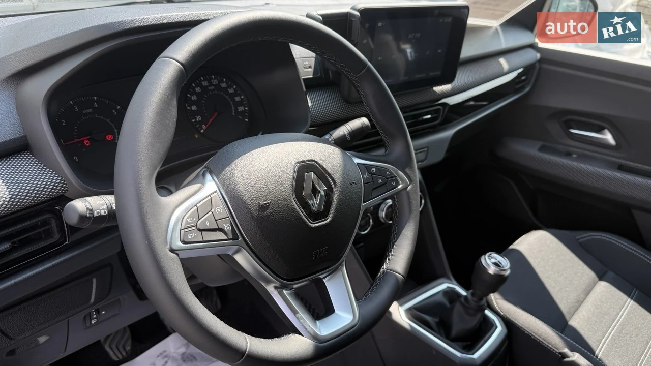 Renault-15