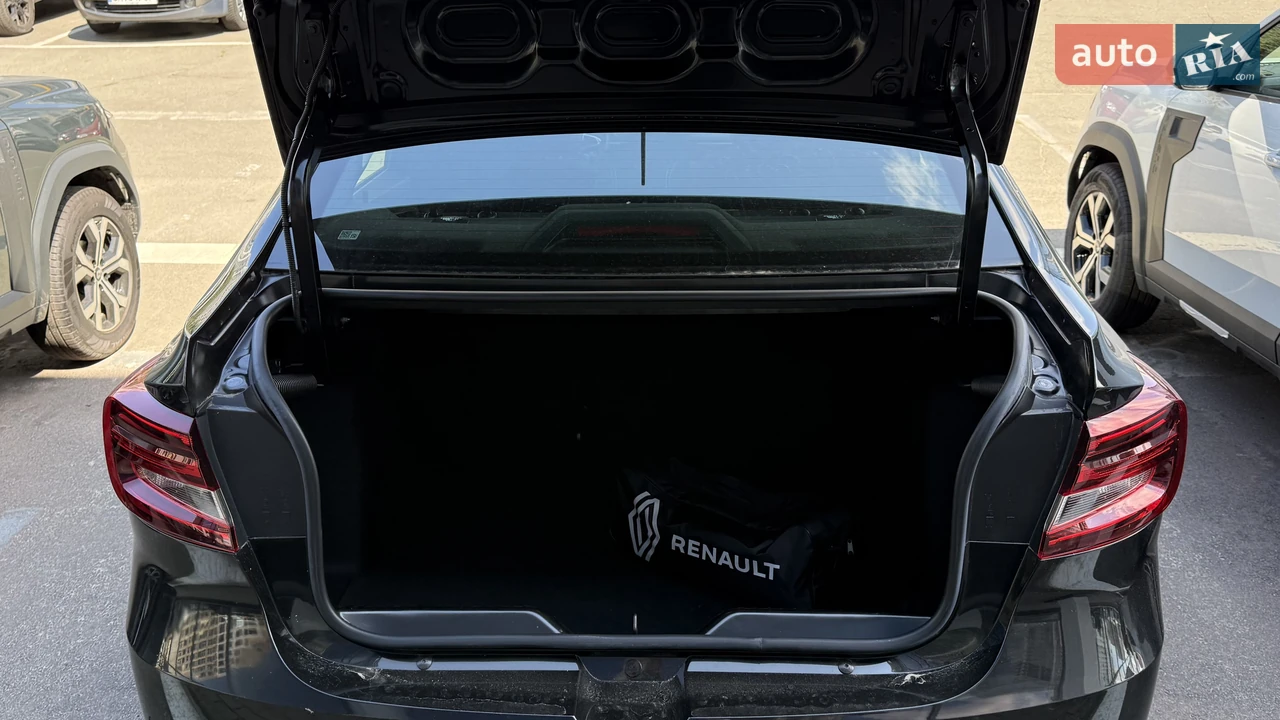 Renault-12