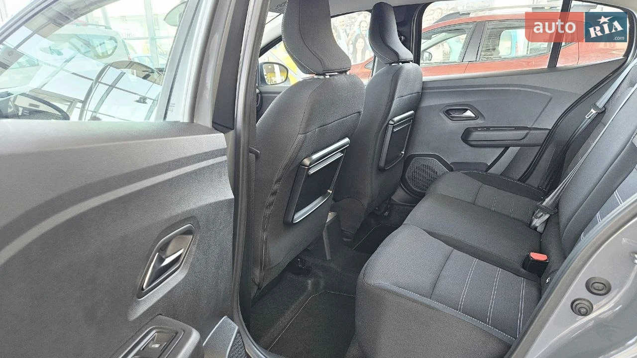 Renault-19