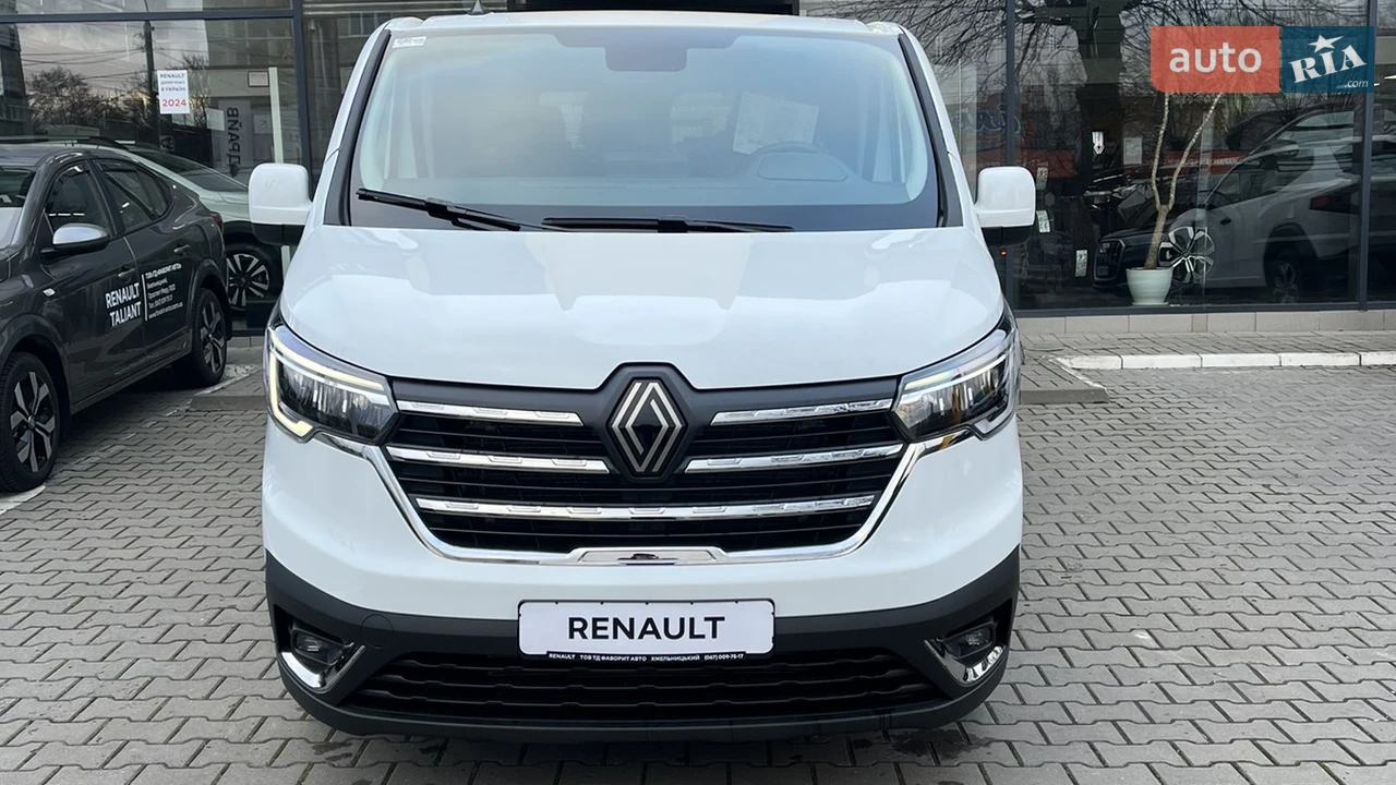 Renault-9