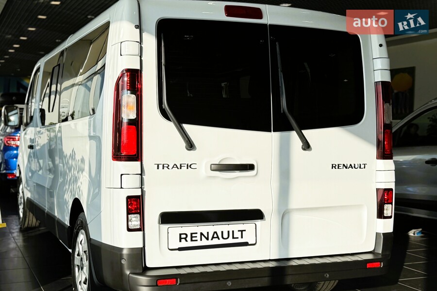 Renault Trafic - фото 7