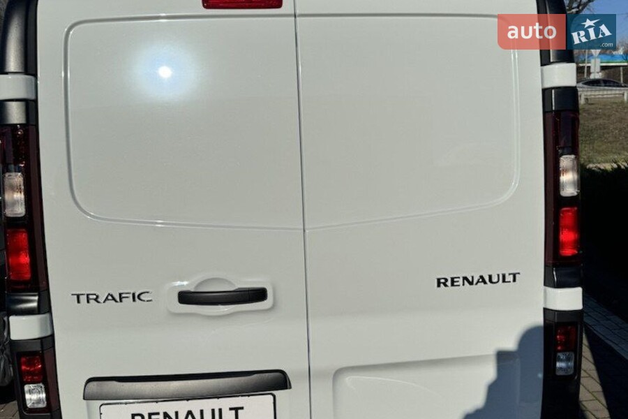 Renault Trafic - фото 3