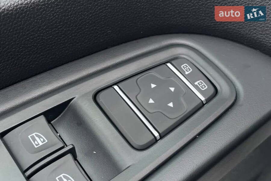 Renault Trafic - фото 6