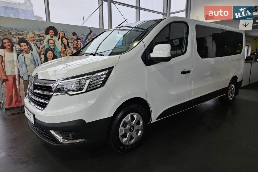 Renault Trafic - фото 3