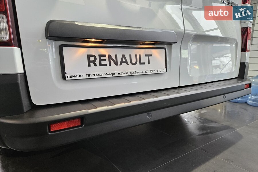 Renault Trafic - фото 7