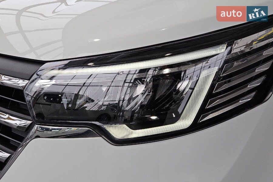 Renault Trafic - фото 4