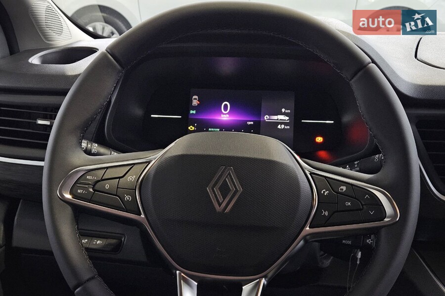 Renault Trafic - фото 19