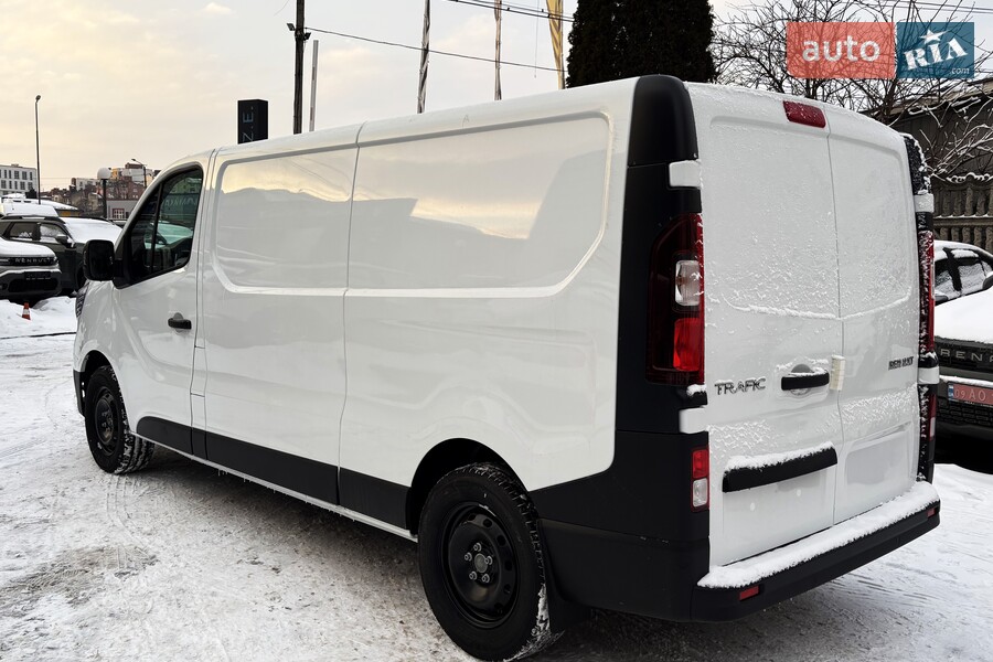 Renault Trafic - фото 4