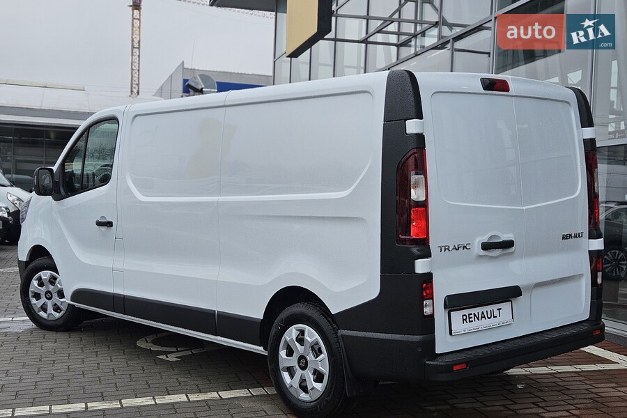 Renault Trafic - фото 9