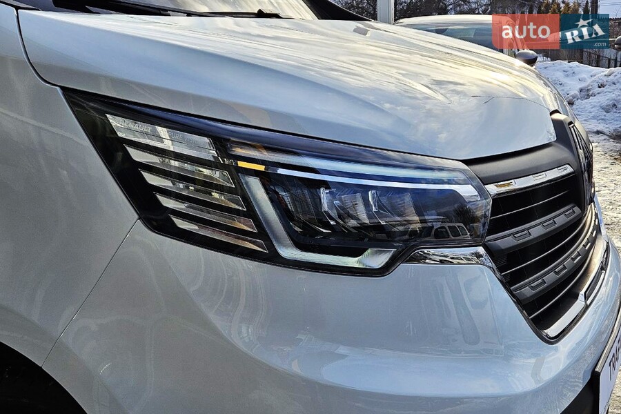 Renault Trafic - фото 6