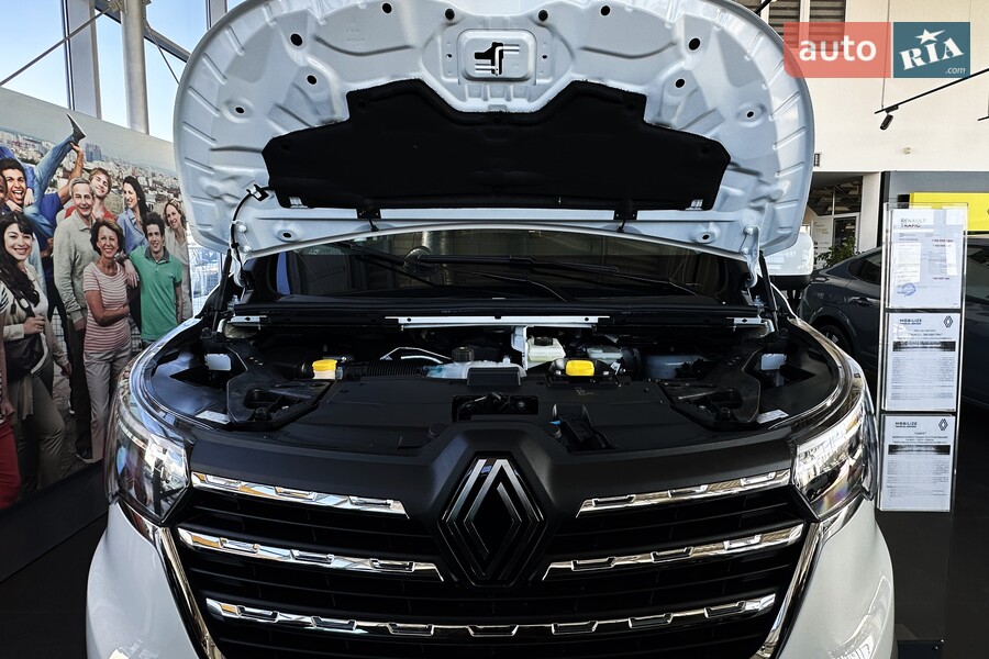 Renault Trafic - фото 21