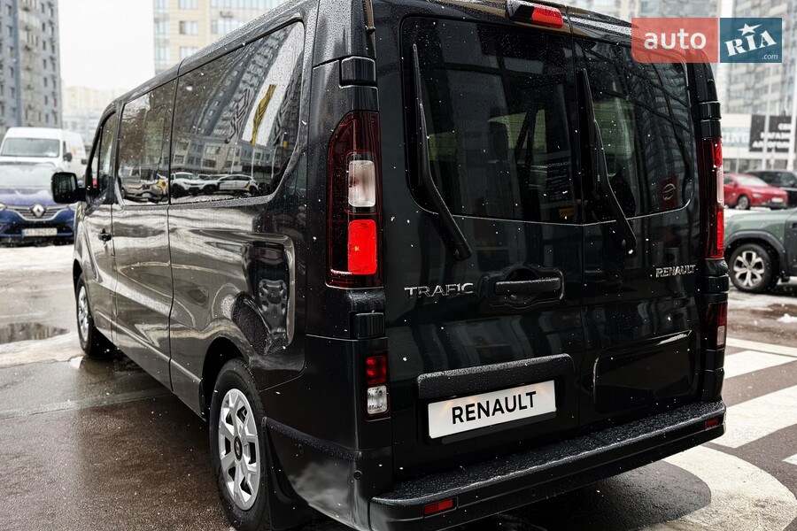Renault Trafic - фото 9