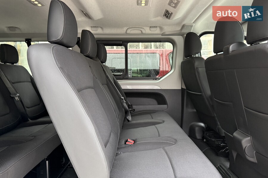 Renault Trafic - фото 21