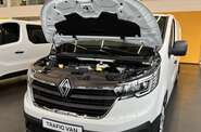 Renault Trafic - фото 16