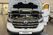 Renault Trafic - фото 16