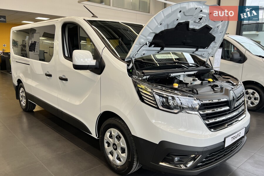 Renault Trafic - фото 17
