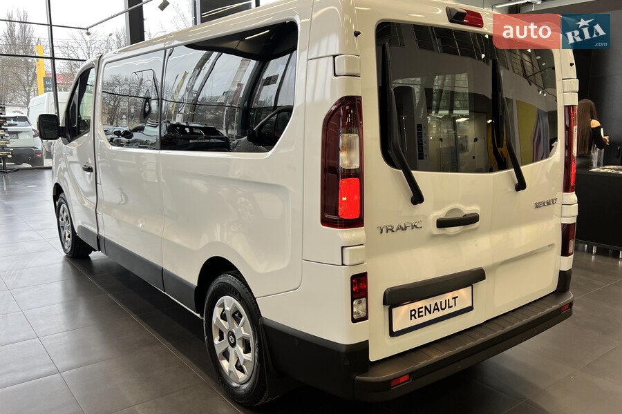 Renault Trafic - фото 7