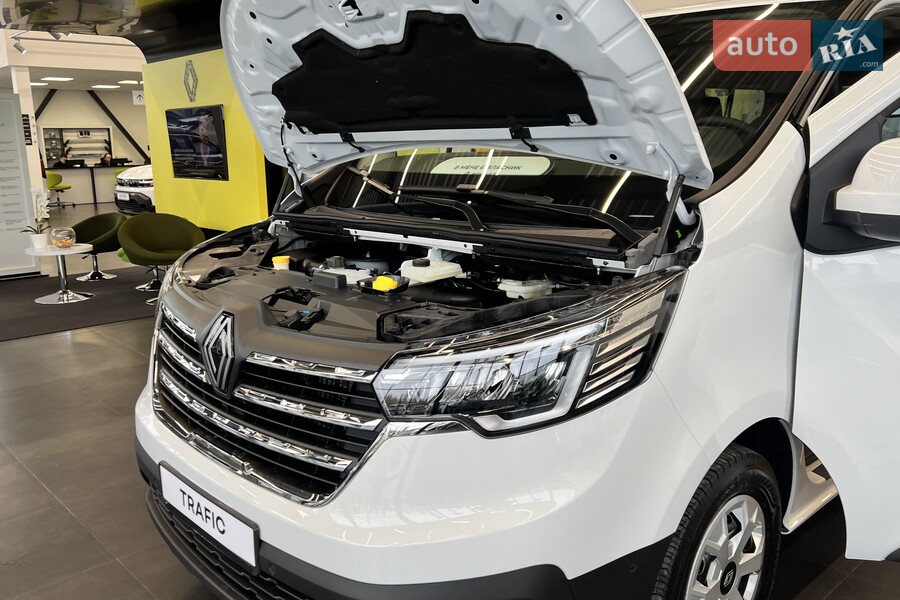 Renault Trafic - фото 15