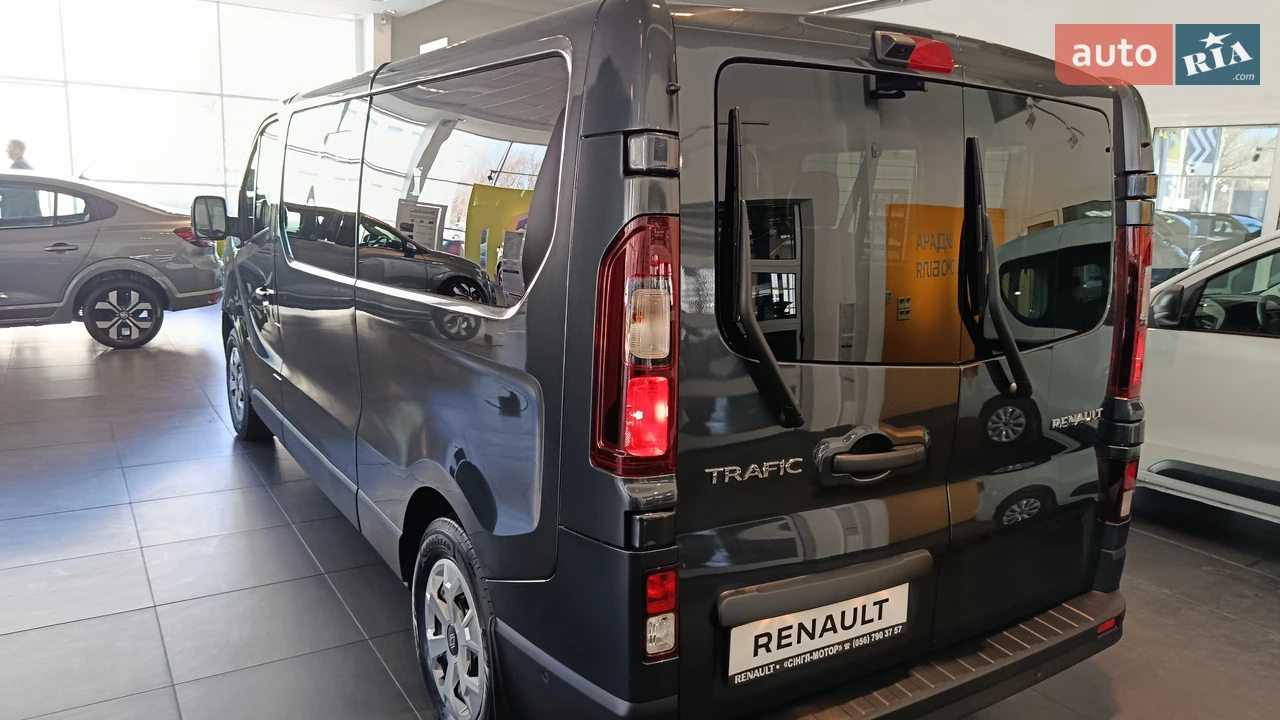 Renault-19
