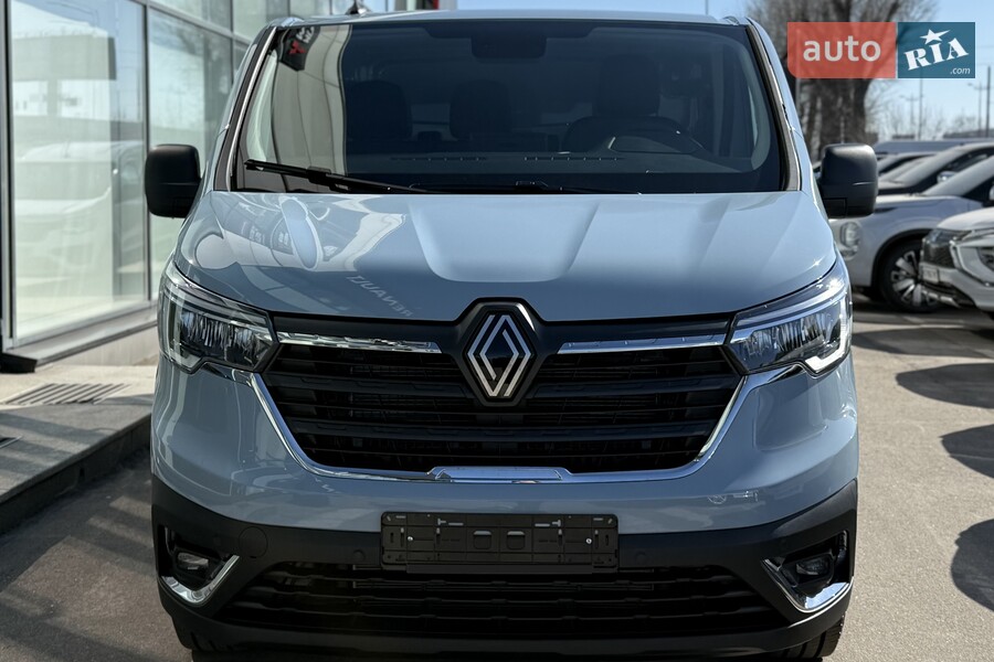 Renault Trafic - фото 3