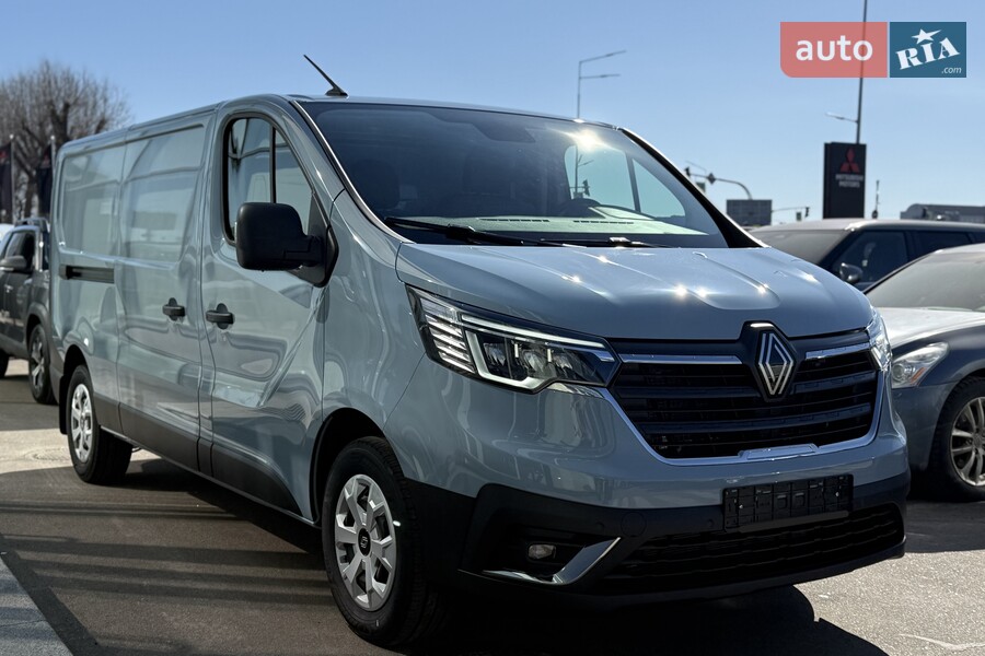 Renault Trafic - фото 4