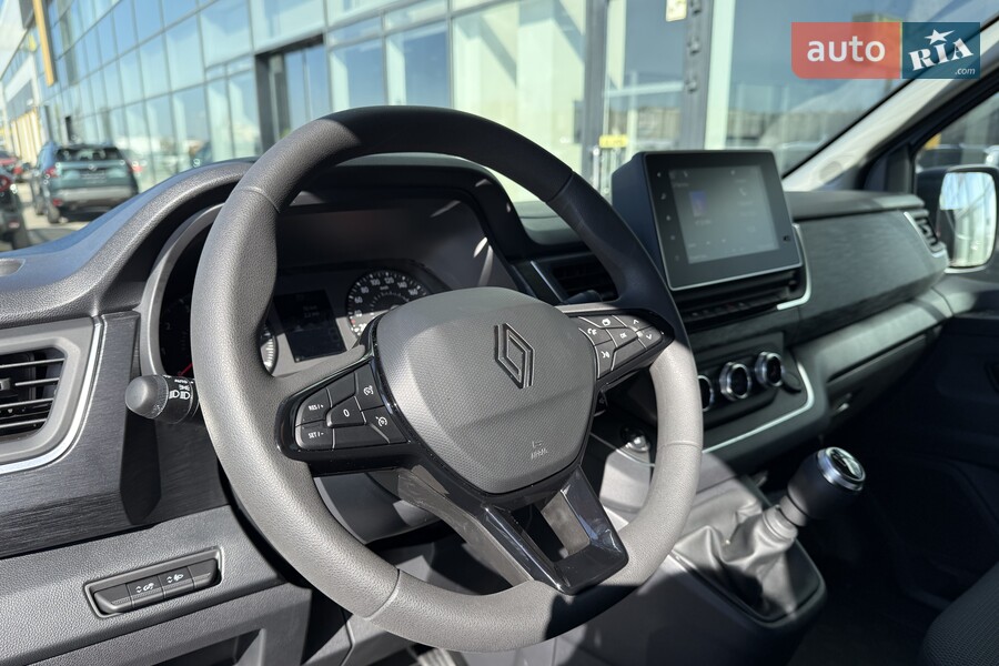 Renault Trafic - фото 19