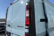Renault Trafic - фото 12