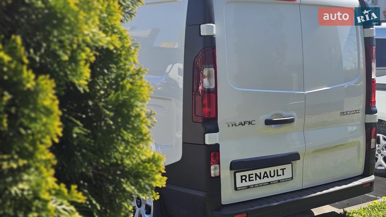 Renault-17