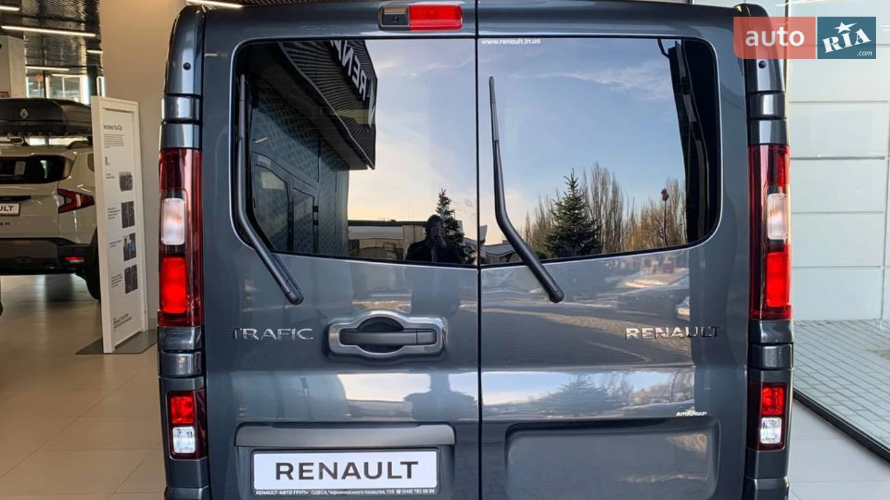 Renault-8