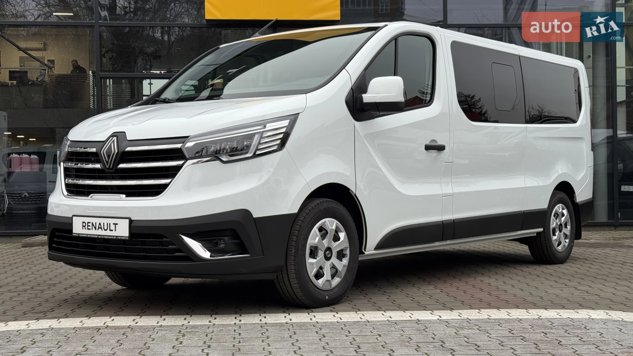 Renault-9