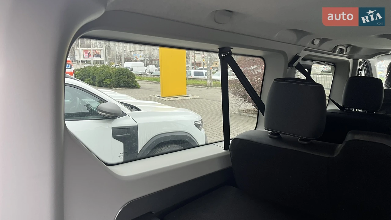 Renault-37