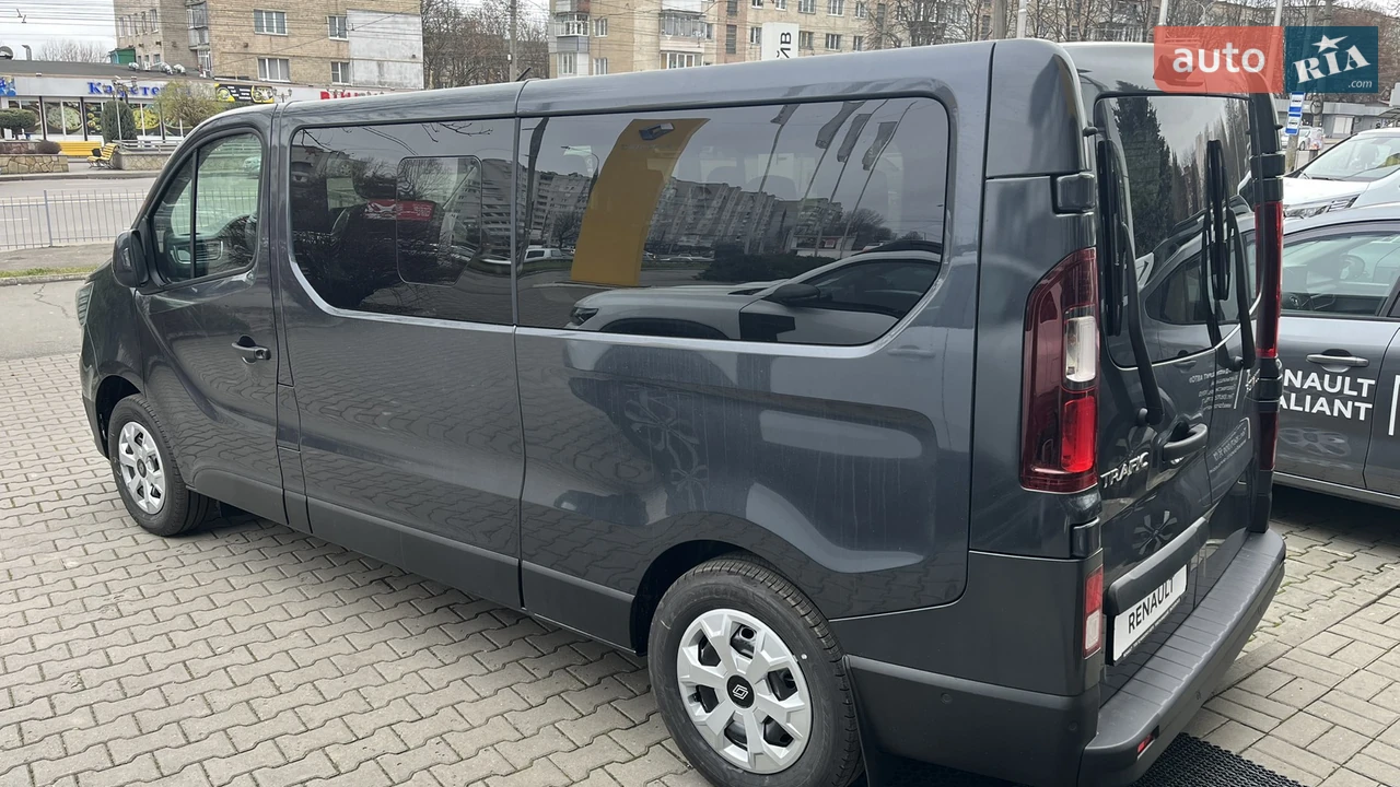 Renault-8