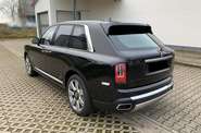 Rolls-Royce Cullinan Base