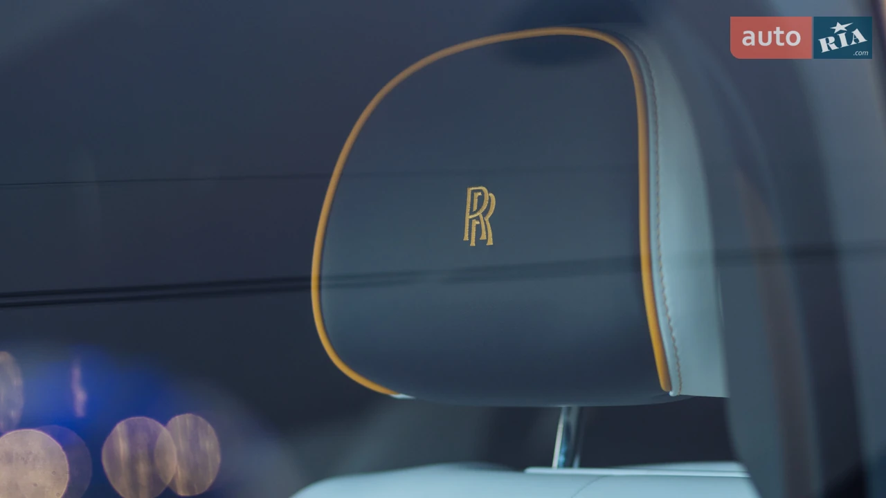 Rolls-Royce Ghost 2025