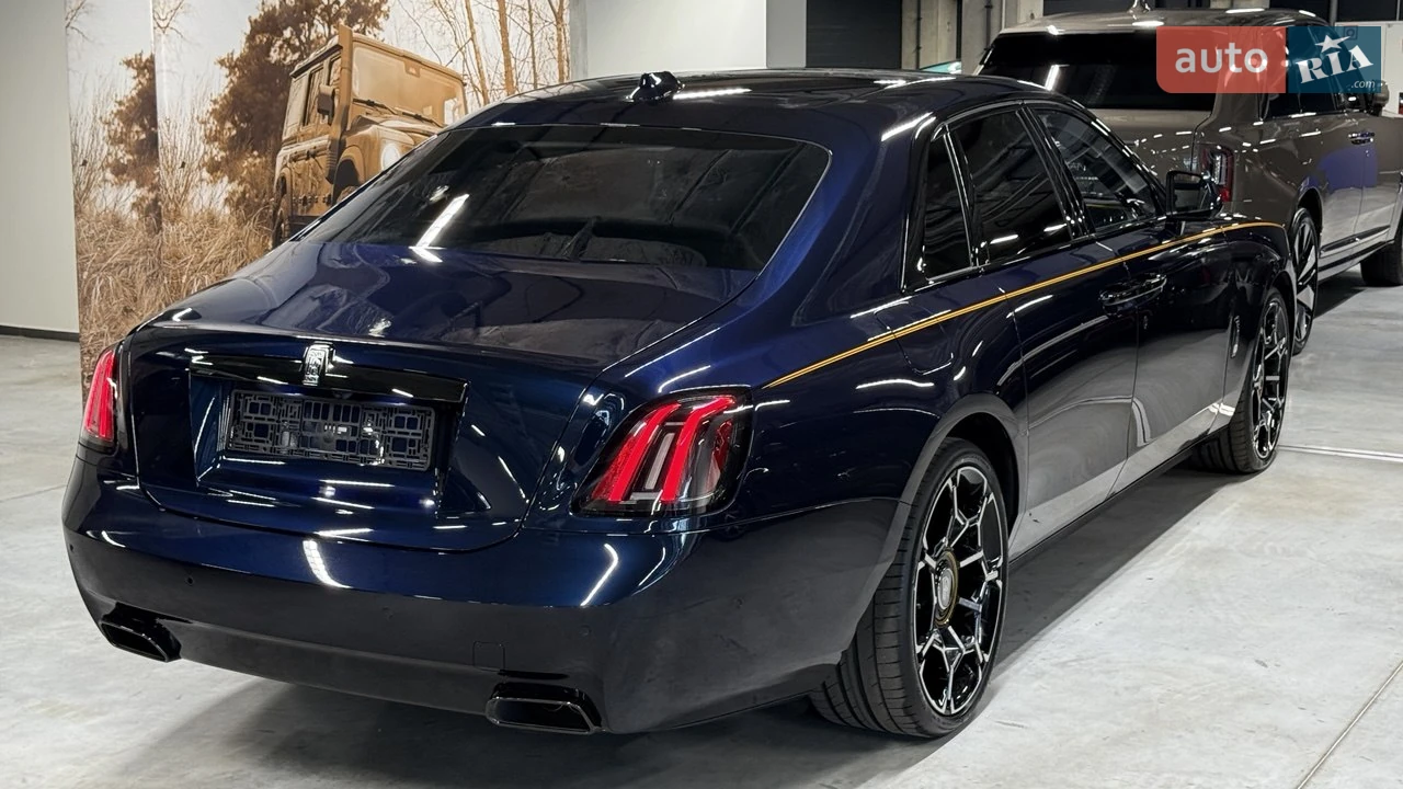 Rolls-Royce Ghost 2025