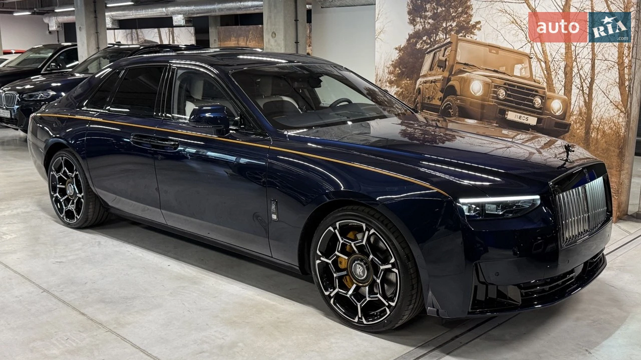 Rolls-Royce Ghost 2025