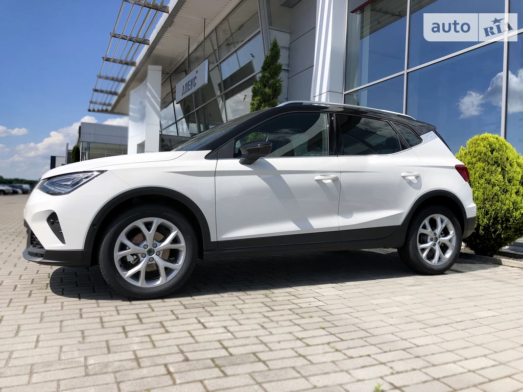 SEAT Arona FR